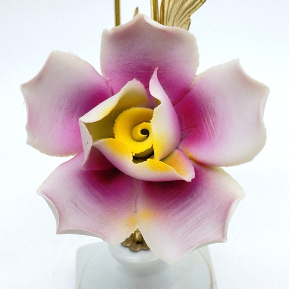 Vintage Capodimonte Italy Flower Figurine Wild Rose Purple Porcelain Brass - Picture 1 of 15